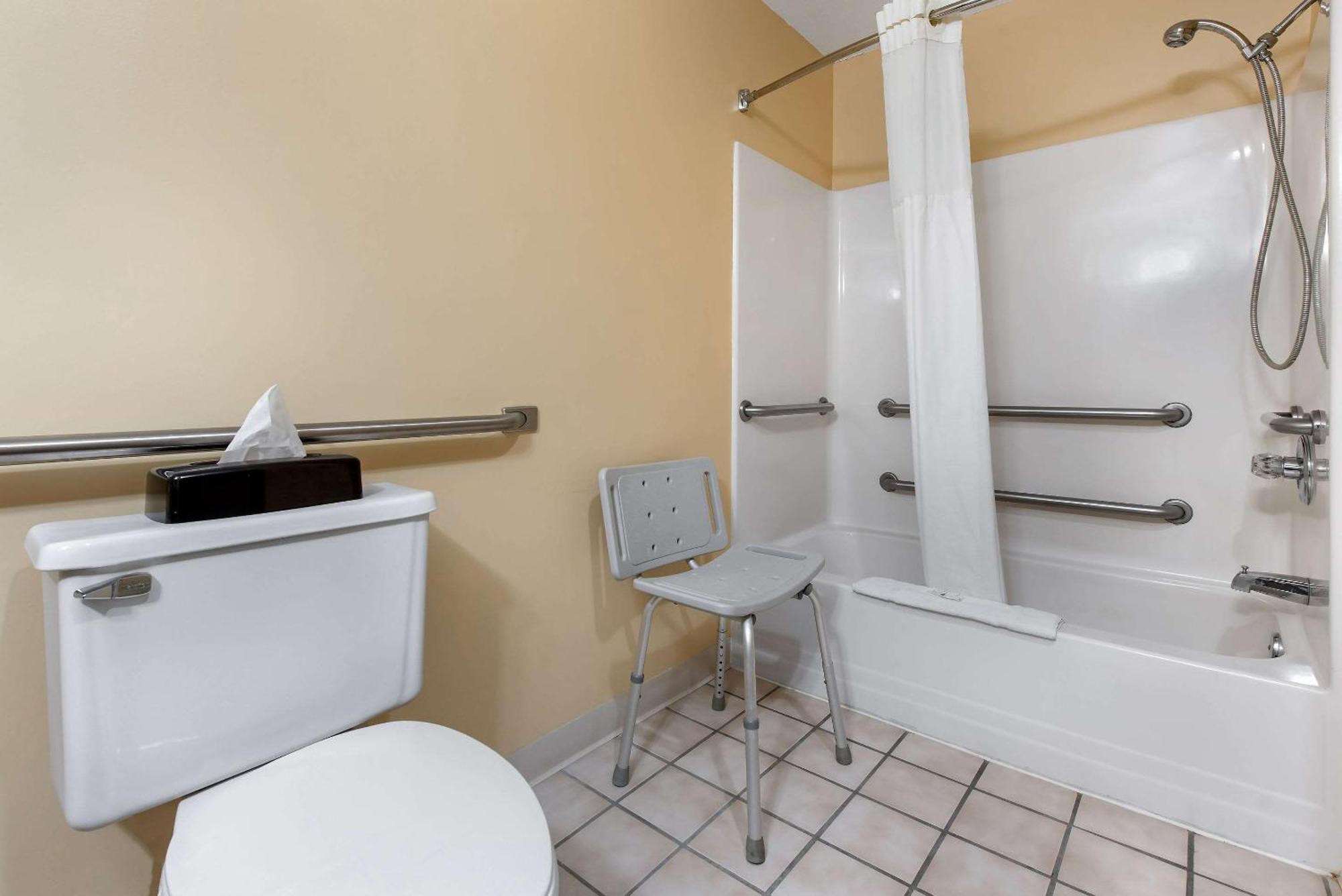 Quality Inn & Suites Lebanon I-65 Eksteriør bilde