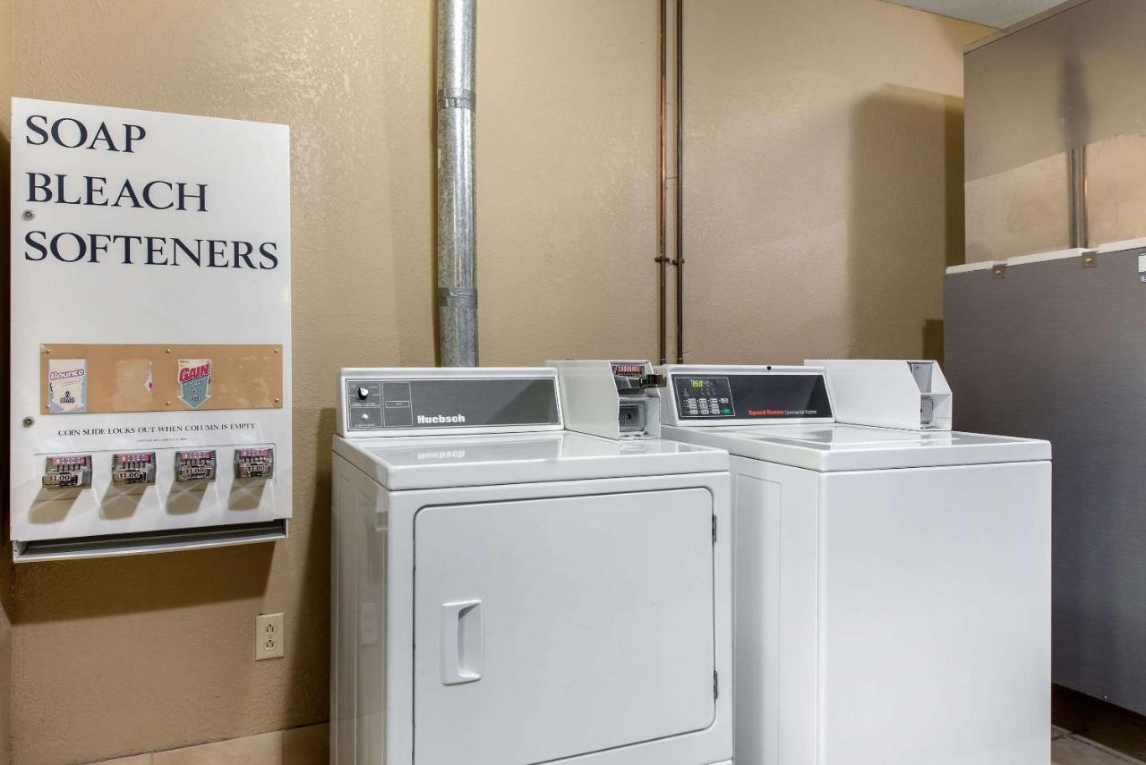 Quality Inn & Suites Lebanon I-65 Eksteriør bilde